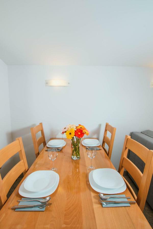 Blue Sea House Apartment โตรกีร์ ภายนอก รูปภาพ