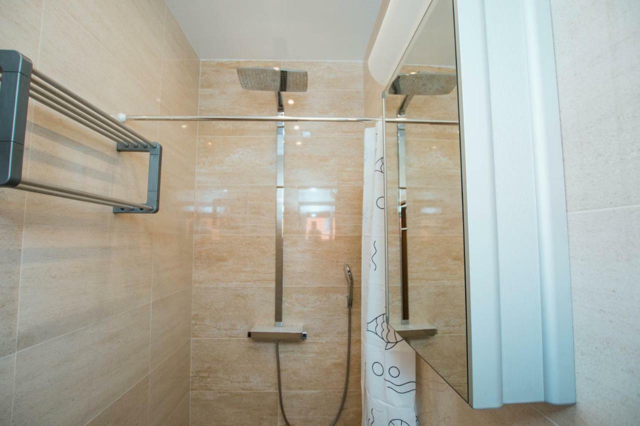Blue Sea House Apartment โตรกีร์ ภายนอก รูปภาพ